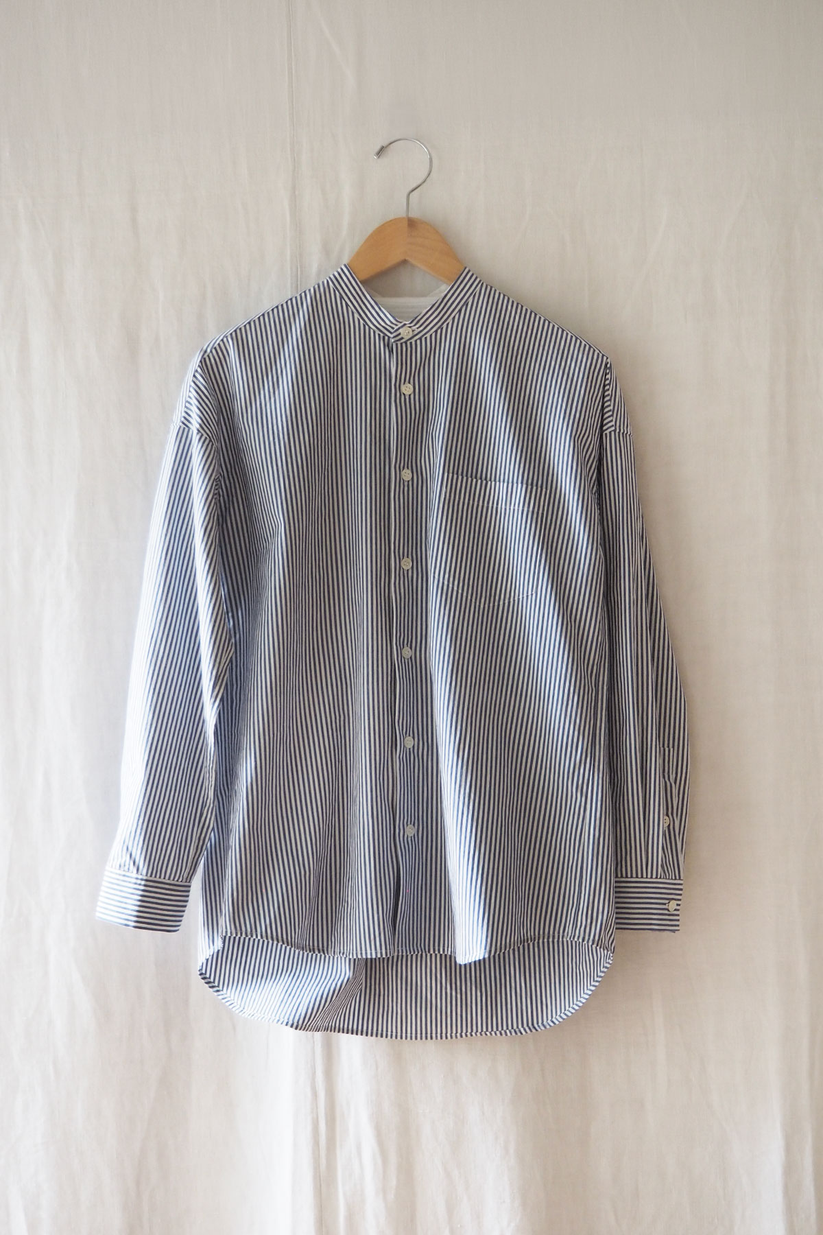 Stand collar and button front of cotton gray stripe shirt