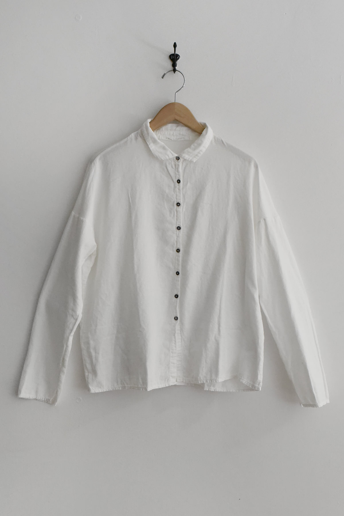 Album di Famiglia Short Collar Shirt LWC in Milk, 100% cotton