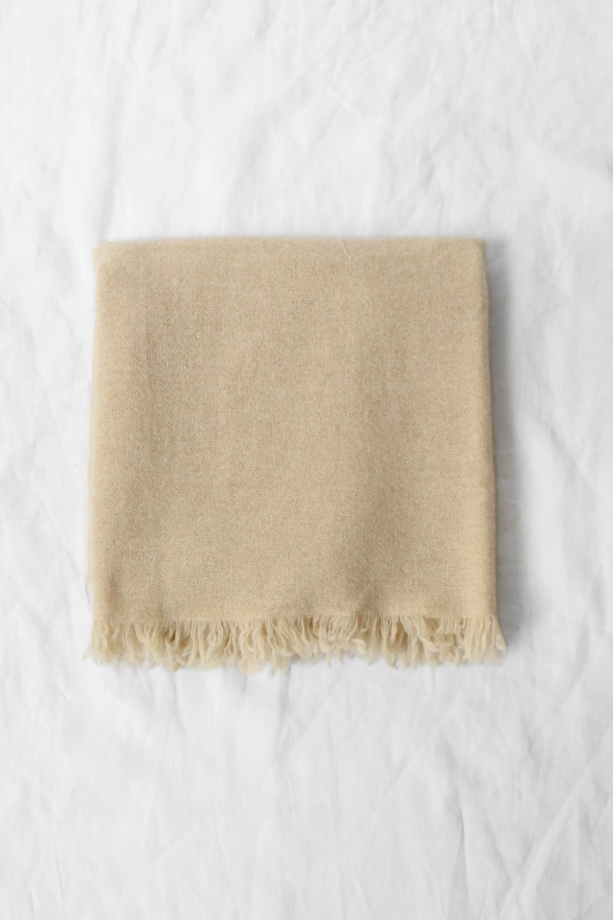 felted 100% cashmere scarf in cream