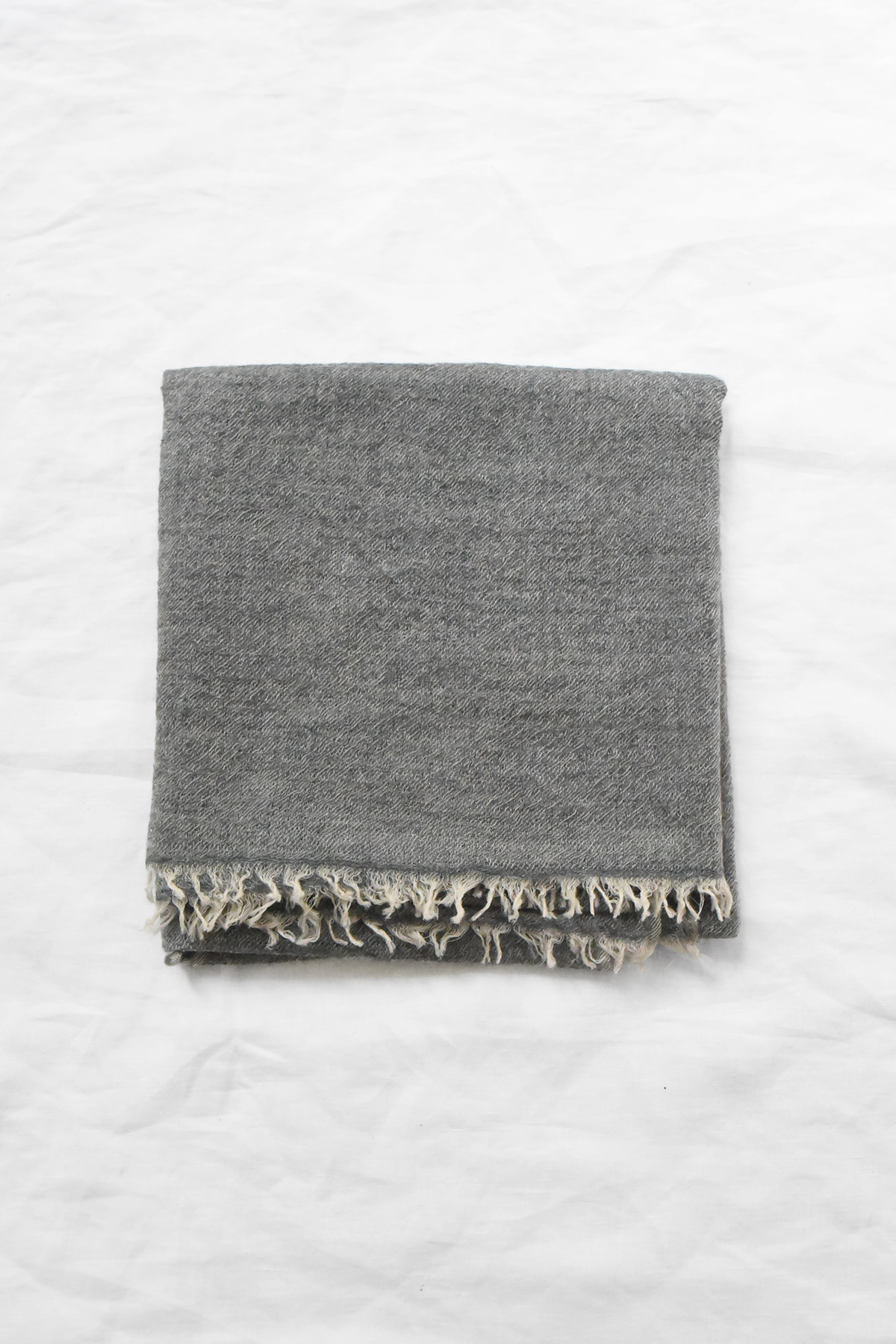 Lightweight 100% cashmere scarf in three colors