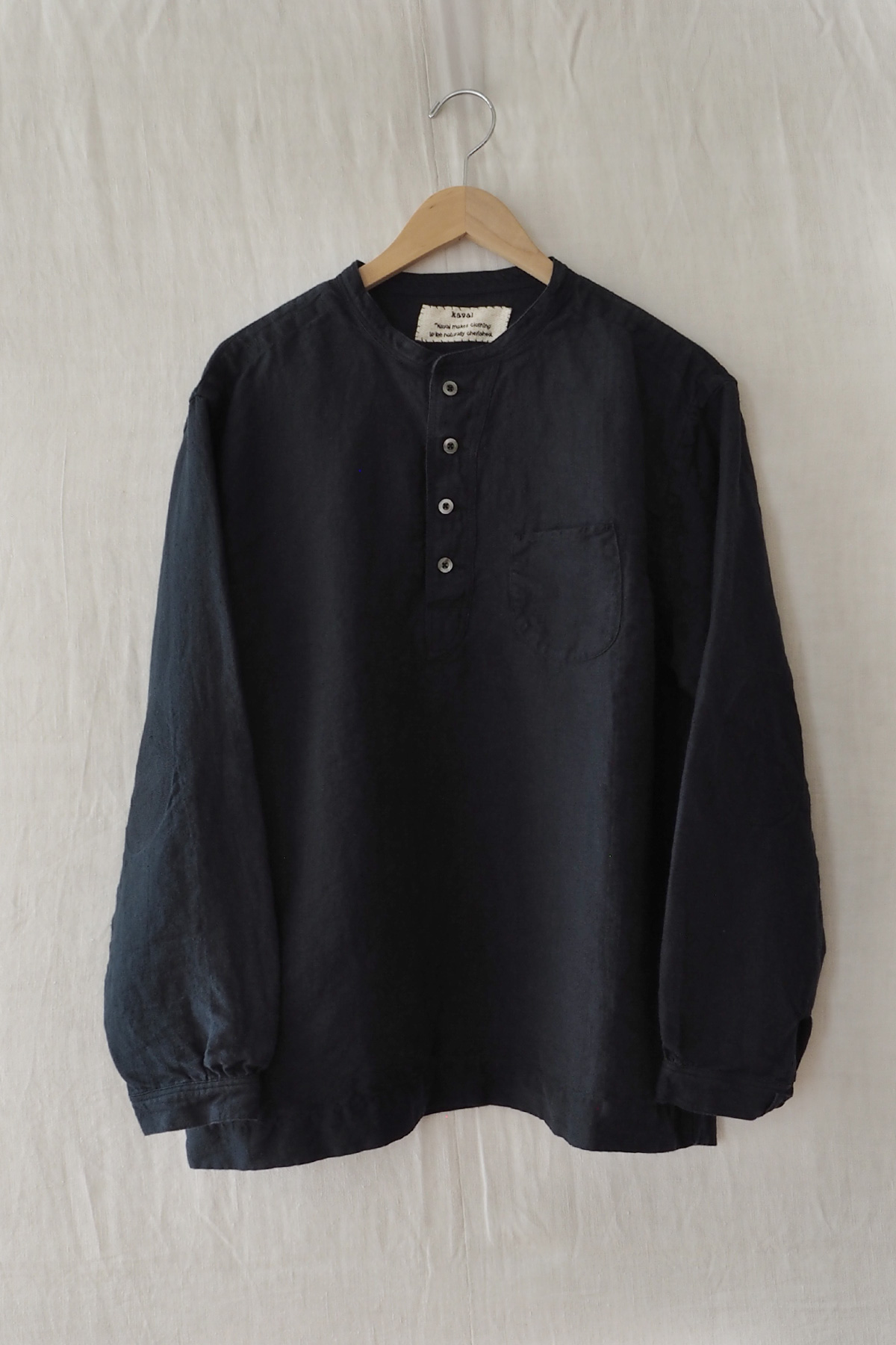 Kaval Henry Neck Blouse in black, 100% Hemp